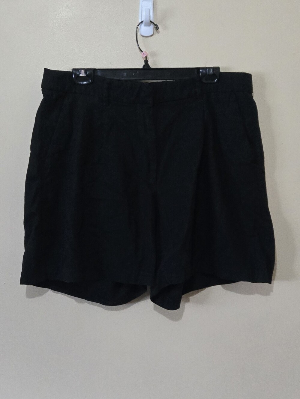 Old Navy Linen Blend Shorts